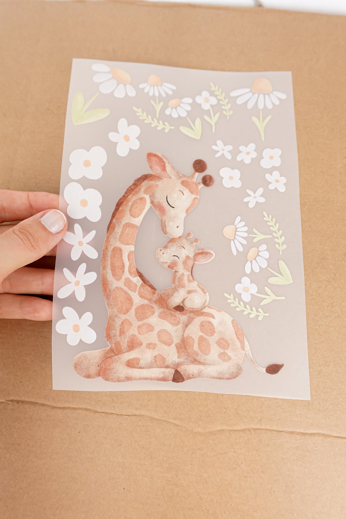 pama&amp;me Bügelbild Giraffe und Kind mit Gänseblumen Set - A5