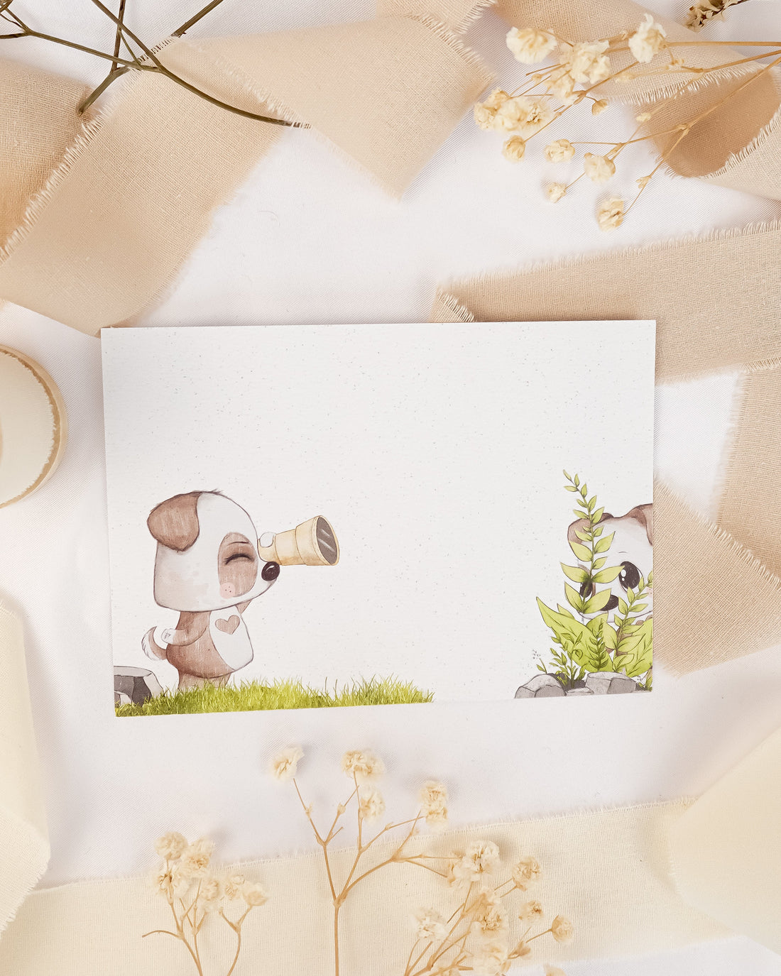 pama&amp;me Postkarte Hundewelpen und Fernrohr