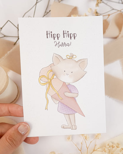 pama&amp;me Postkarte Hipp Hipp Hurra - Schulkind-Katze