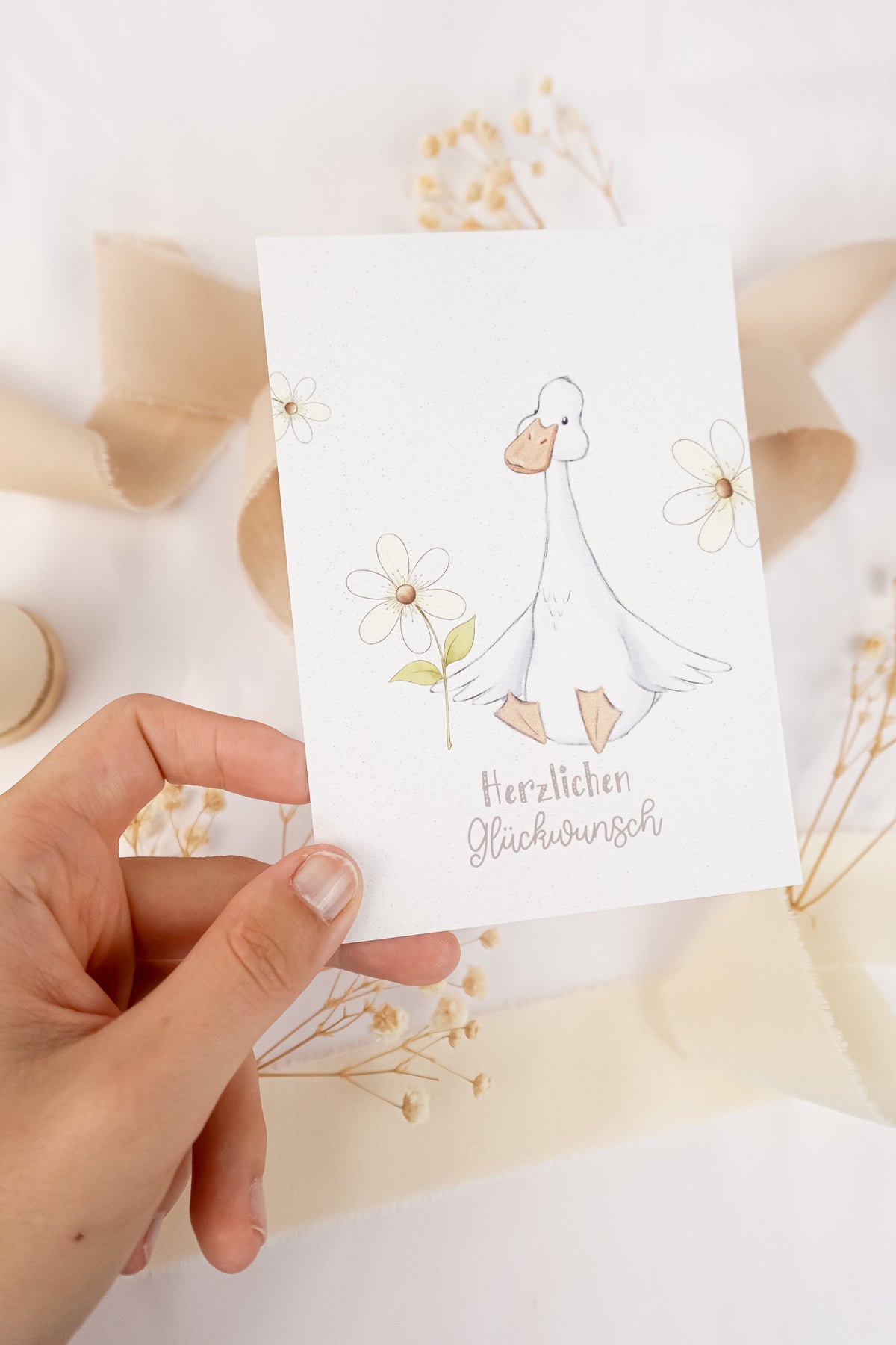 pama&amp;me Postkarte Gans "Herzlichen Glückwunsch"