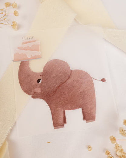 pama&amp;me Bügelbild "Elefant mit Geburtstagskuchen"