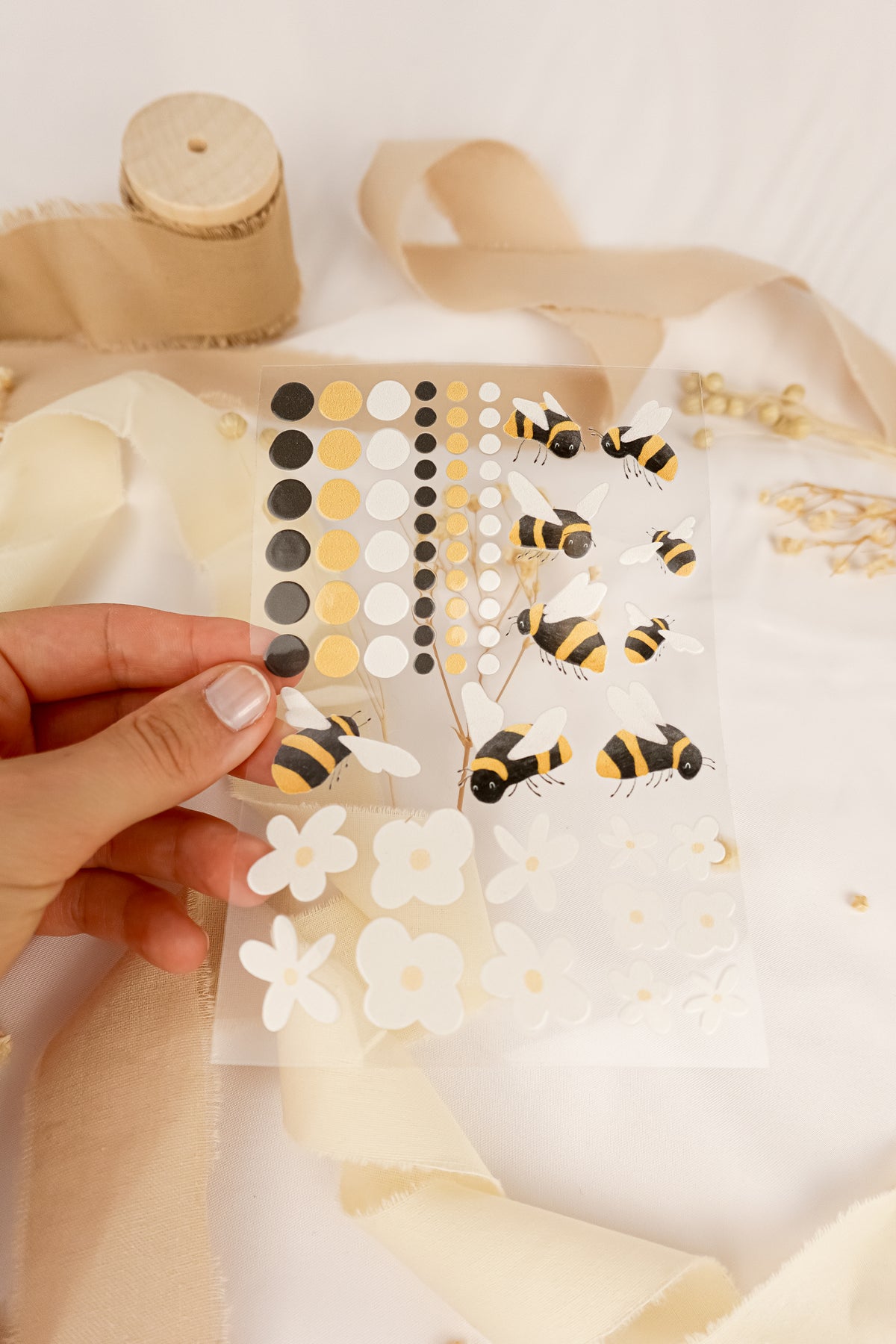pama&amp;me Rub-On-Sticker Bienen und Gänseblümchen A6